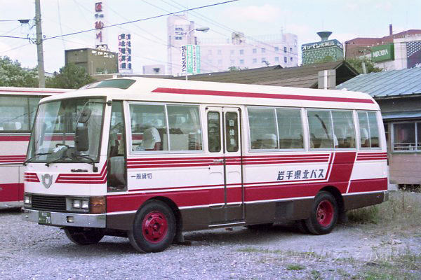 入門その頃のバス＞日産自動車（小型バス）