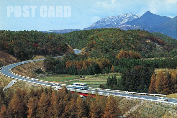 �f�R����