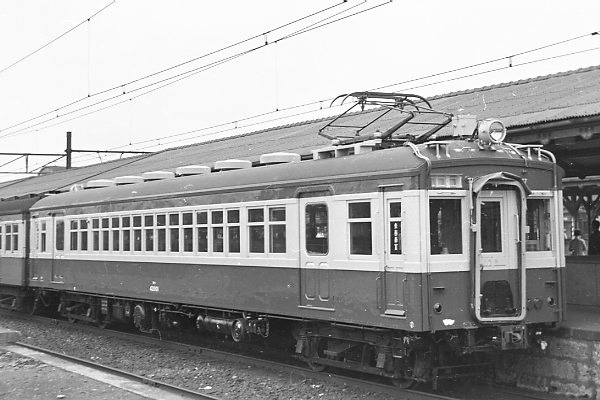 ���n42001