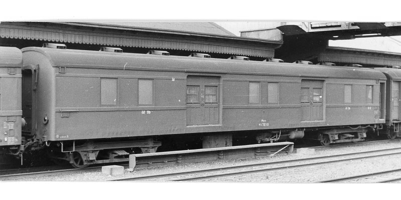 �}�j7210