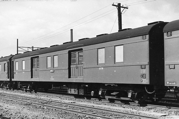 �}�j723