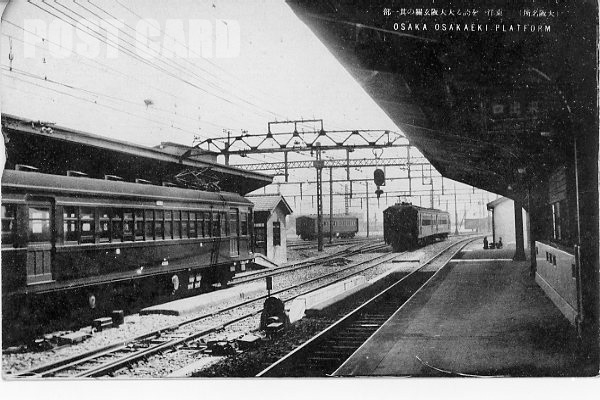 ���C���E�R�z��