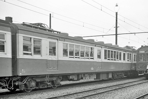 ���n71001