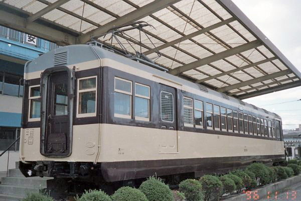 ���n52001