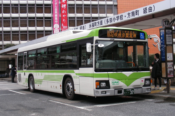 �u���[���{���U