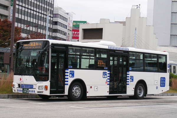 岡電バス