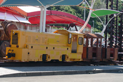 �n���L��A�N�g�����h