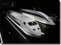 ���j�A�E�S����