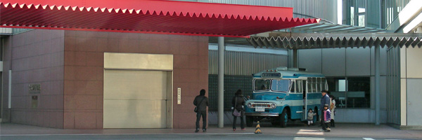 �g���^������