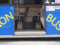 �m���X�e�b�v�o�X