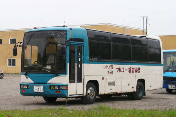 �X�y�[�X�����i�[