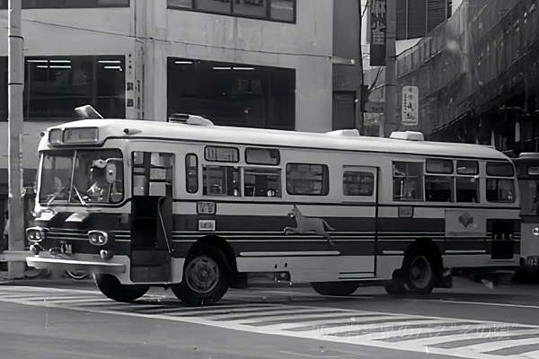 ���c�}�o�X