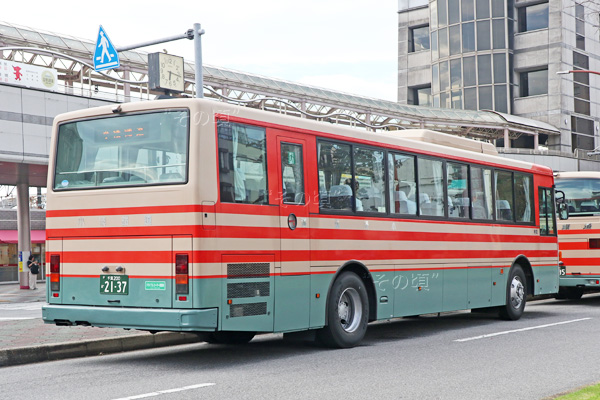 �����S��