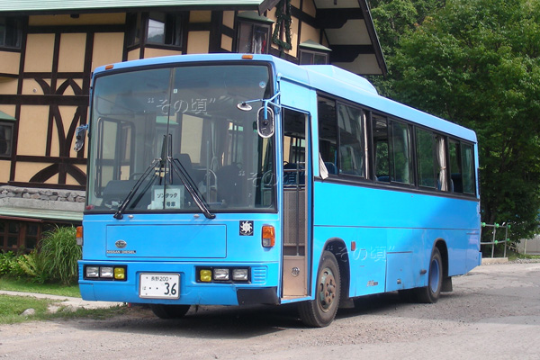 �X�y�[�X�����i�[