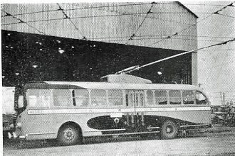 �g�����[�o�X