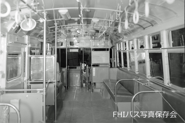 �g�����[�o�X