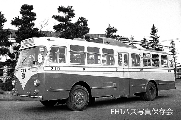 �g�����[�o�X