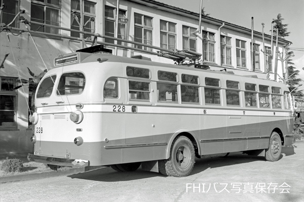 �g�����[�o�X