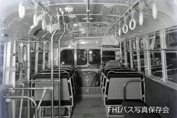 �g�����[�o�X