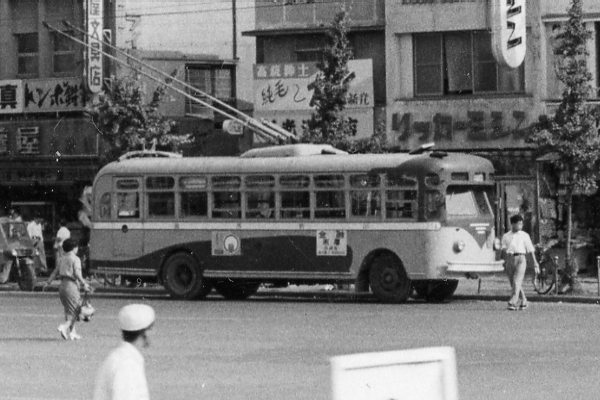 �g�����[�o�X