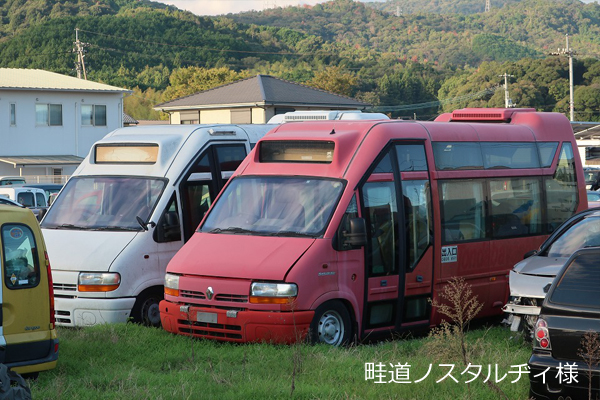 �}���`���C�_�[