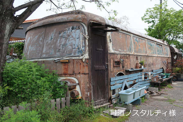 ���{����������