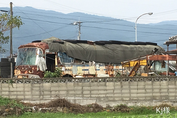 �����o�X